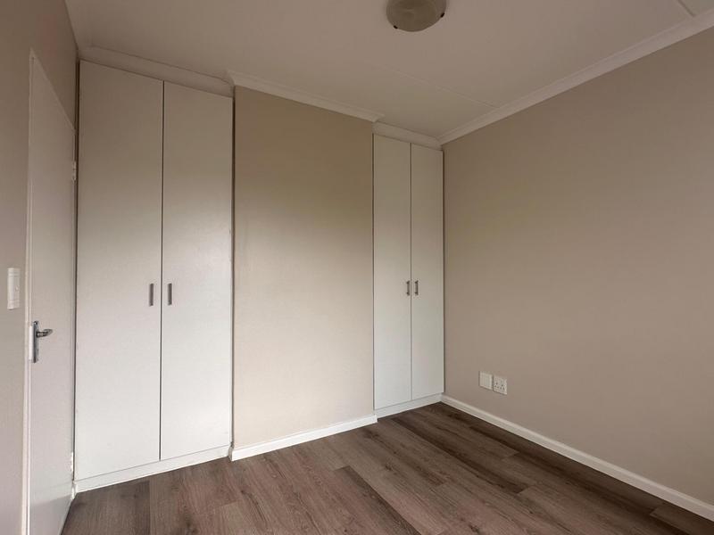 To Let 2 Bedroom Property for Rent in Burgundy Estate Western Cape